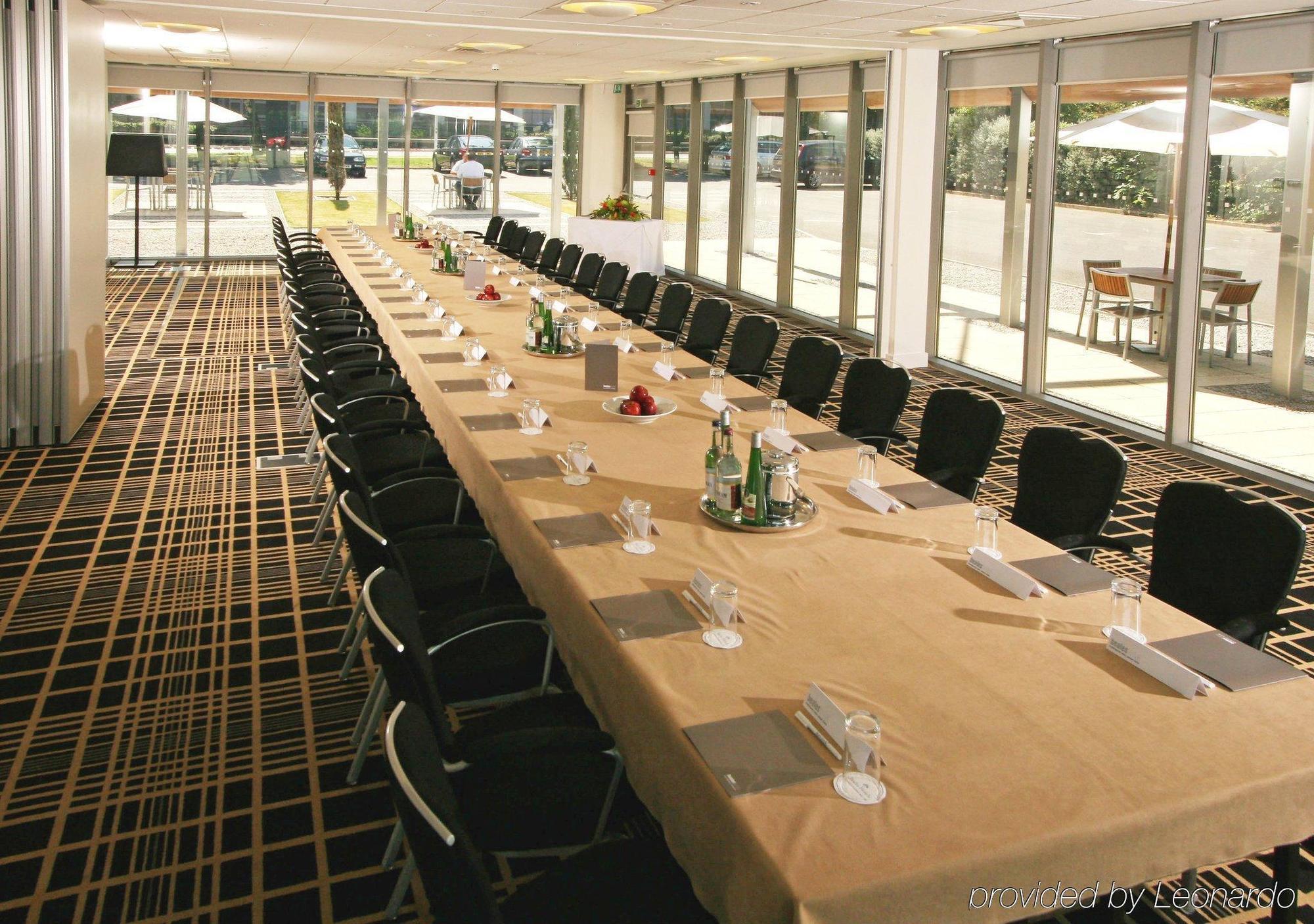 Beales Hotel แฮตฟิลด์ ภายนอก รูปภาพ