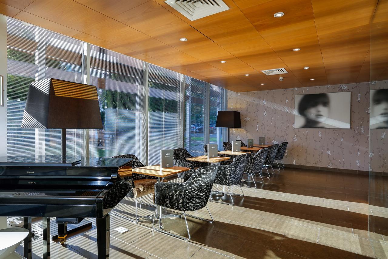 Beales Hotel แฮตฟิลด์ ภายนอก รูปภาพ